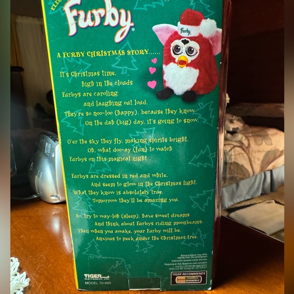 Furby - Picture 5 of 5